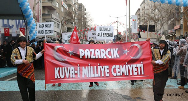 12 ŞUBAT KURTULUŞ TÖRENLERİNE, PAZARCIK YİNE DAMGA VURDU