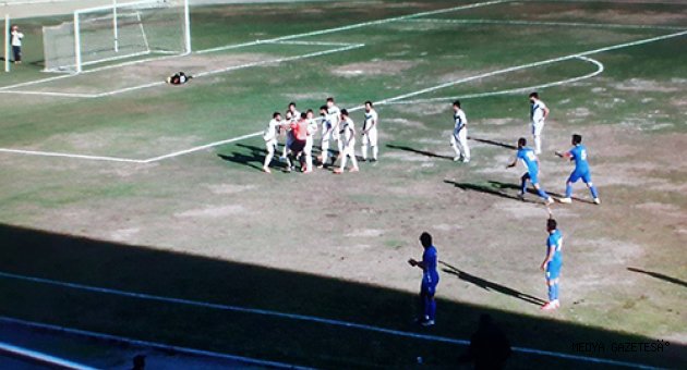1920 MARAŞSPOR – ŞEHİT KAMİL BELEDİYESPOR MAÇI YARIDA KALDI