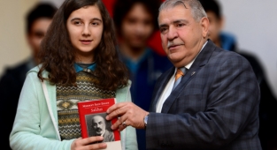 Başkan Mahçiçek, İstiklal Şairimizi Andı
