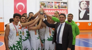 BASKETBOL’UN EN İYİ OKUL TAKIMLARI BELLİ OLDU