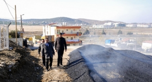 GÜZELYURT MAHALLESİNDE ASFALT ÇALIŞMASI