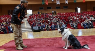 Kahramanmaraş’ta öğrencilerine uyuşturucu ile mücadele konferansı