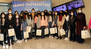 -SANKO ÜNİVERSİTESİ LİSELİLERİ BİLGİLENDİRİYOR