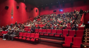 Başkan Mahçiçek’ten Öğrencilere Sinema Jesti