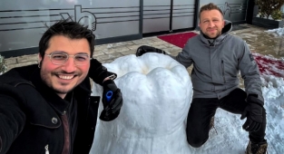 Diş sağlığının önemine ‘kardan dişle’ dikkat çektiler