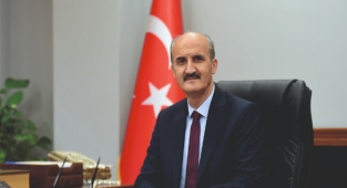 DÜNYA TARİHİNE GEÇEN VE BÜYÜK BİR DESTANA DÖNÜŞEN MARAŞ HARBİNİN İLK KIVILCIMI ATEŞLENDİ
