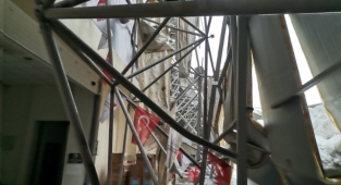 Kahramanmaraş fuar merkezinin çatısı çöktü