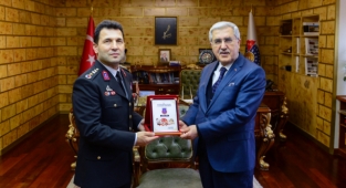 Kahramanmaraş İl Jandarma Komutanı Özdurhan, Üniversitemiz Rektörü Prof. Dr. Niyazi Can’ı Ziyaret Etti