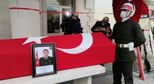 Kahramanmaraş şehidini son yolculuğuna uğurlandı