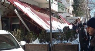 Kahramanmaraş’ta sundurma anane ve torununun üzerine çöktü