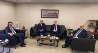 Güvenç, mağdur çiftçiler için İstanbul’da
