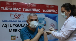 Kahramanmaraş’ta yerli ve milli aşı TURKOVAC uygulanmaya başlandı.