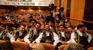 Kurtuluş Haftası’nda Halk Dansları Gösterileri