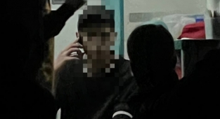 Otomobilde çakmak gazı bomba gibi patladı: 1 yaralı