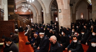 Tüm Camilerde Mevlid-i Şerif Okundu