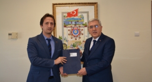 Üniversitemizin TÜBİTAK Projelerine Desteği Sürüyor: Göksun İlçe Milli Eğitim Müdürlüğü İle İşbirliği Protokolü İmzalandı