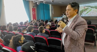 Yazar Işık: “Geçmişini Bilmeyen Geleceğini İnşa Edemez”