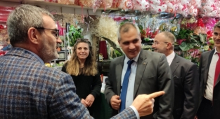 AK Partili Ünal, İngiltere’de MÜSİAD’la görüştü