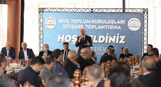 BAŞKAN OKAY EĞİTİMCİLERLE BİR ARAYA GELDİ