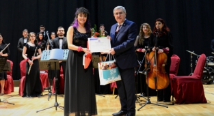Dünya Kadınlar Günü’nde Kapanış Konseri
