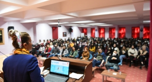 GÖKSUN UYGULAMALI BİLİMLER YÜKSEKOKULUNDA KADINLAR GÜNÜ ETKİNLİĞİ