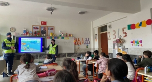 -Jandarma’dan öğrencilere trafik eğitimi