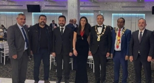 Kahramanmaraşlı belediye başkanları Londra’da güç birliği yaptı