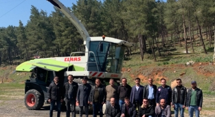 KENDİ YÜRÜR SİLAJ MAKİNASI OPERATÖR YETİŞTİRME KURSU UYGULAMALI OLARAK DEVAM EDİYOR