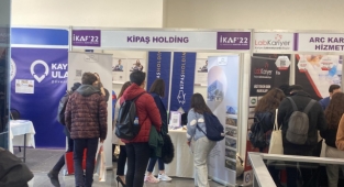 KİPAŞ HOLDİNG İNSAN KAYNAKLARI EKİBİ KARİYER FUARLARINDA GÖZ DOLDURDU