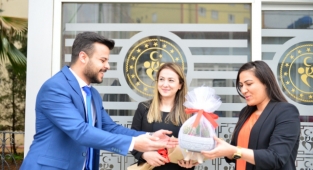 -Osman Uğur, ‘’8 Mart Kadınlar Günü Kutlu Olsun’’