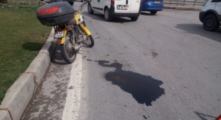 Otomobil ile motosiklet çarpıştı: 1 yaralı