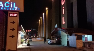 -Tedavi gördüğü hastanenin birinci katından düştü