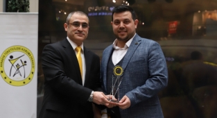 TÜKETİCİ AKDO'YU BİRİNCİLİĞE TAŞIDI