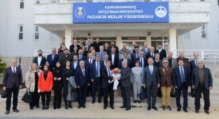Üniversitemiz Senatosu Haftalık Olağan Toplantısını Pazarcık’ta Gerçekleştirdi