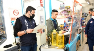 Zabıtadan Ayçiçek yağı denetimi