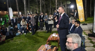 Başkan Güngör Gençlerle Bir Araya Geldi