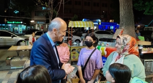 BAŞKAN OKAY BAYRAM ÖNCESİ TRABZON CADDESİ ESNAFINI ZİYARET ETTİ