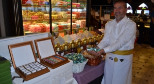 BU BAYRAMDA ŞEKERLER KERVAN’DAN! KERVAN PASTANELERİNDEN BAYRAMA ÖZEL 46 ÇEŞİT RAMAZAN ŞEKERİ!