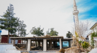 DULKADİROĞLU’NDAN BİR SOSYAL TESİSTE ERKENEZ’E