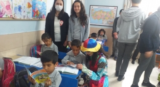 Elbistan’da Kitap Kardeşliği Projesi Yüzleri Güldürdü