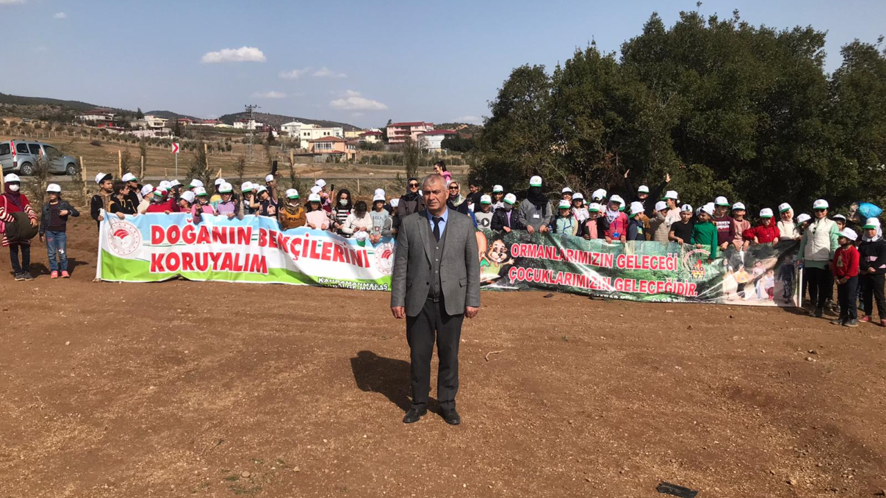 İSTİKLÂL'Lİ ÖĞRENCİLER GELECEĞE NEFER OLUYOR
