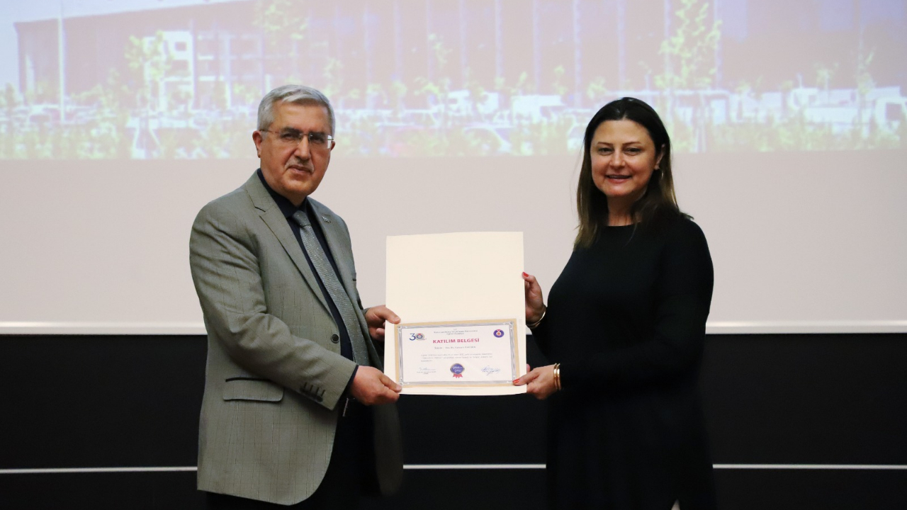 KSÜ Tıp Fakültesinde, “Eğiticilerin Eğitimi” Programa Katılan Akademisyenler Belgelerini Aldılar