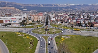 Şehir Çiçeklerle Renklendi