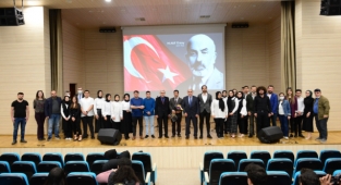 Üniversitemiz Eğitim Fakültesinde Mehmet Akif Ersoy Anıldı