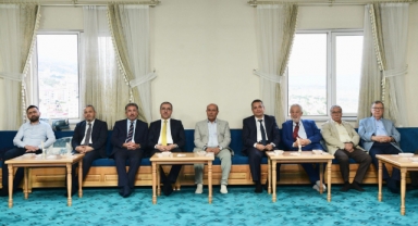 Başkan Güngör İş İnsanlarıyla Bir Araya Geldi