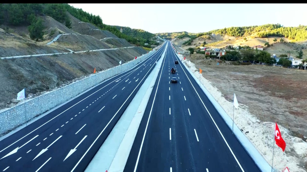 “EDEBİYAT YOLU” İLE YILLIK 336 MİLYON TL TASARRUF SAĞLANDI