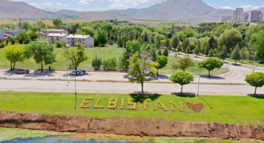 Elbistan çiçeklerle donatılıyor