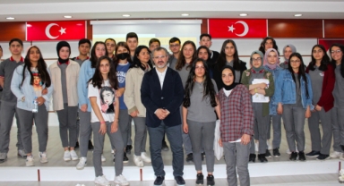 Gençlerimiz İçin Var Gücümüzle Çalışıyoruz