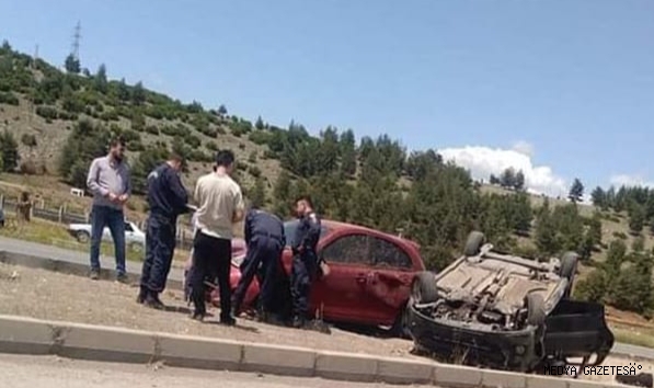 Kahramanmaraş’ta iki otomobil çarpıştı: 4 yaralı