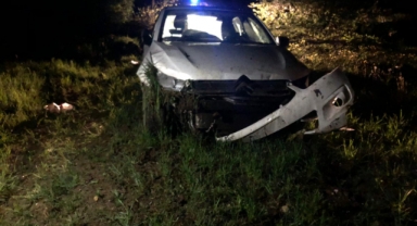 Kahramanmaraş’ta otomobil toprak zemine uçtu: 4 yaralı
